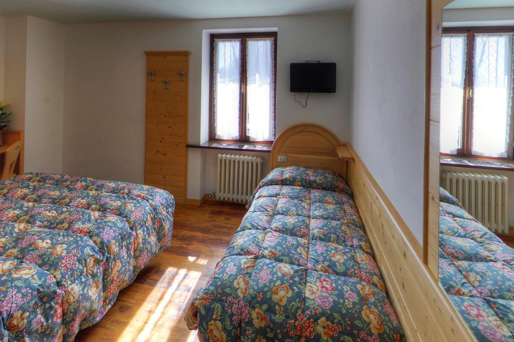Gh Hotel Fratazza San Martino Di Castrozza Quarto foto