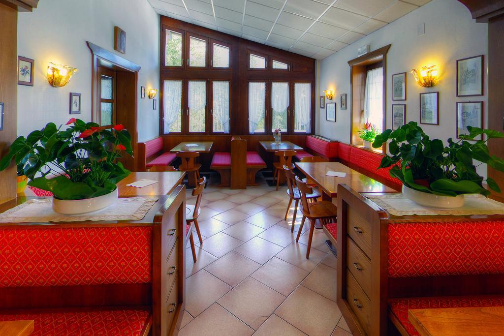 Gh Hotel Fratazza San Martino Di Castrozza Quarto foto